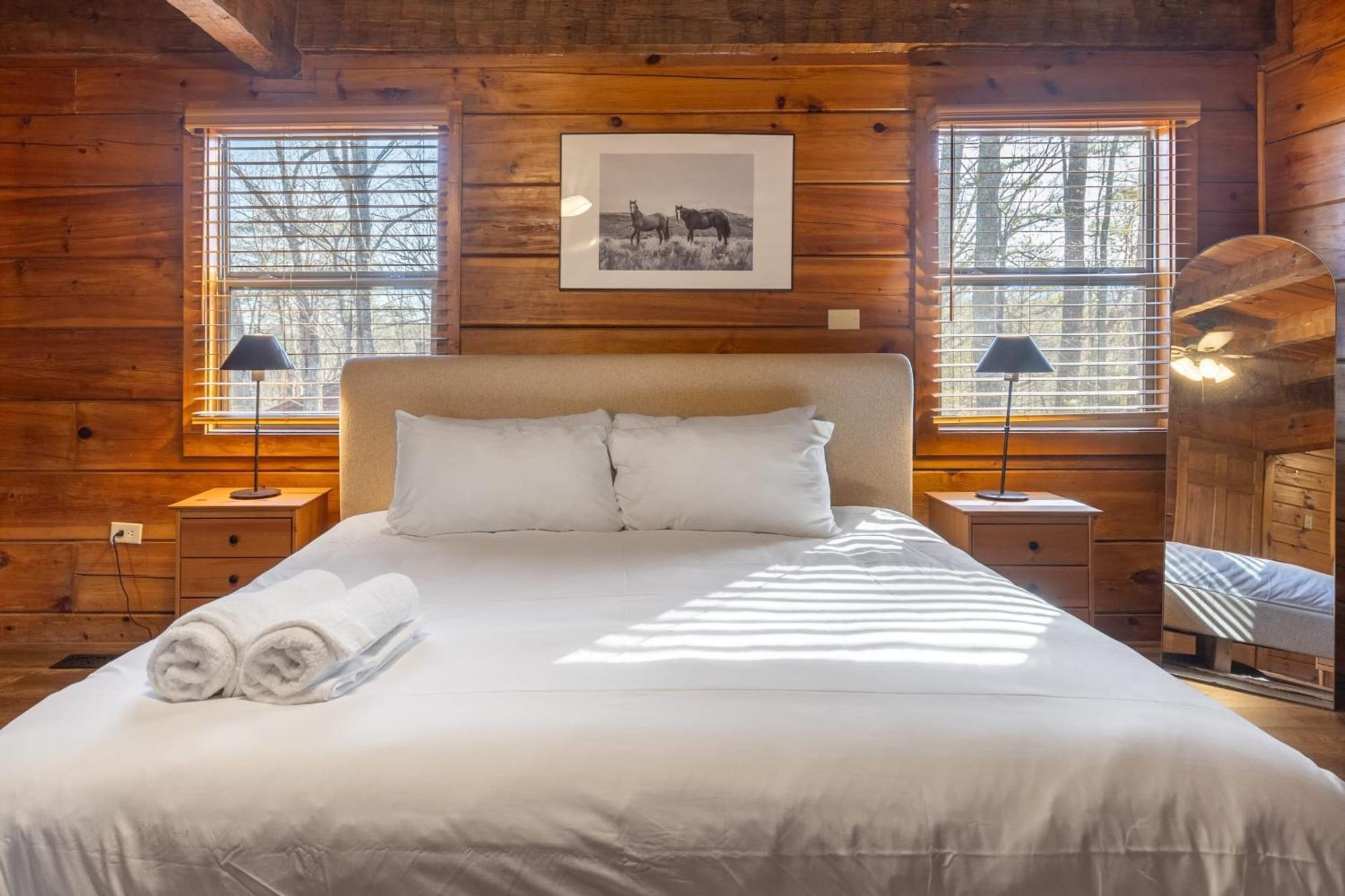 Dudley II By Avantstay Comfortable Cabin W Hot Tub Views Pigeon Forge Esterno foto