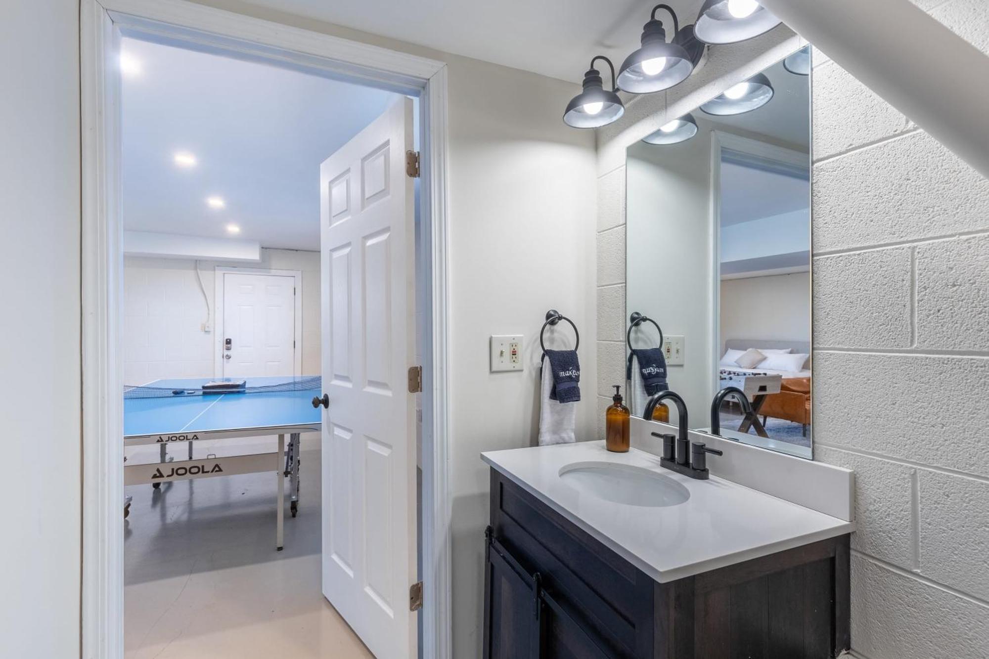 Dudley II By Avantstay Comfortable Cabin W Hot Tub Views Pigeon Forge Esterno foto